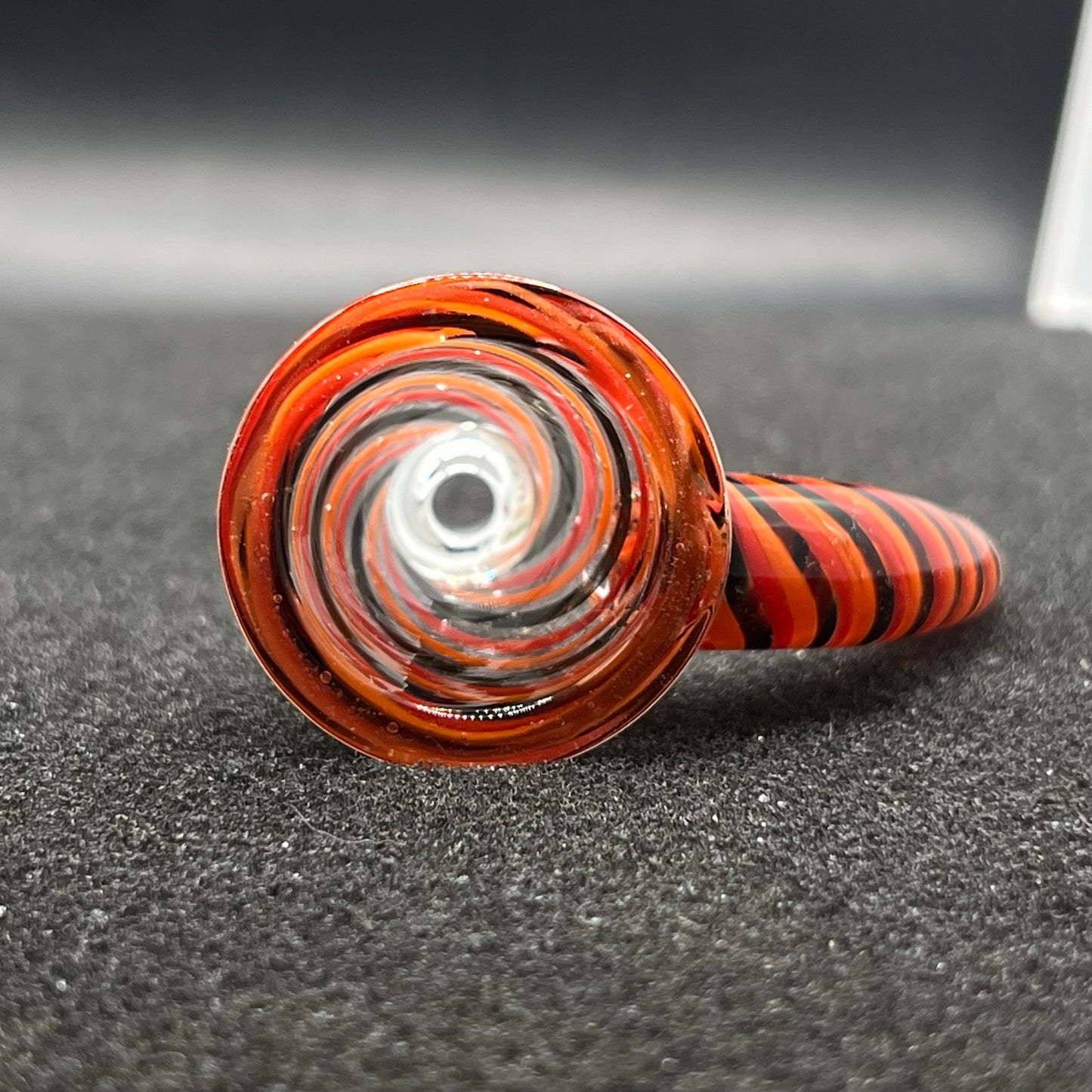 420 Glass - 14mm Single Hole Glass Bowl Slide