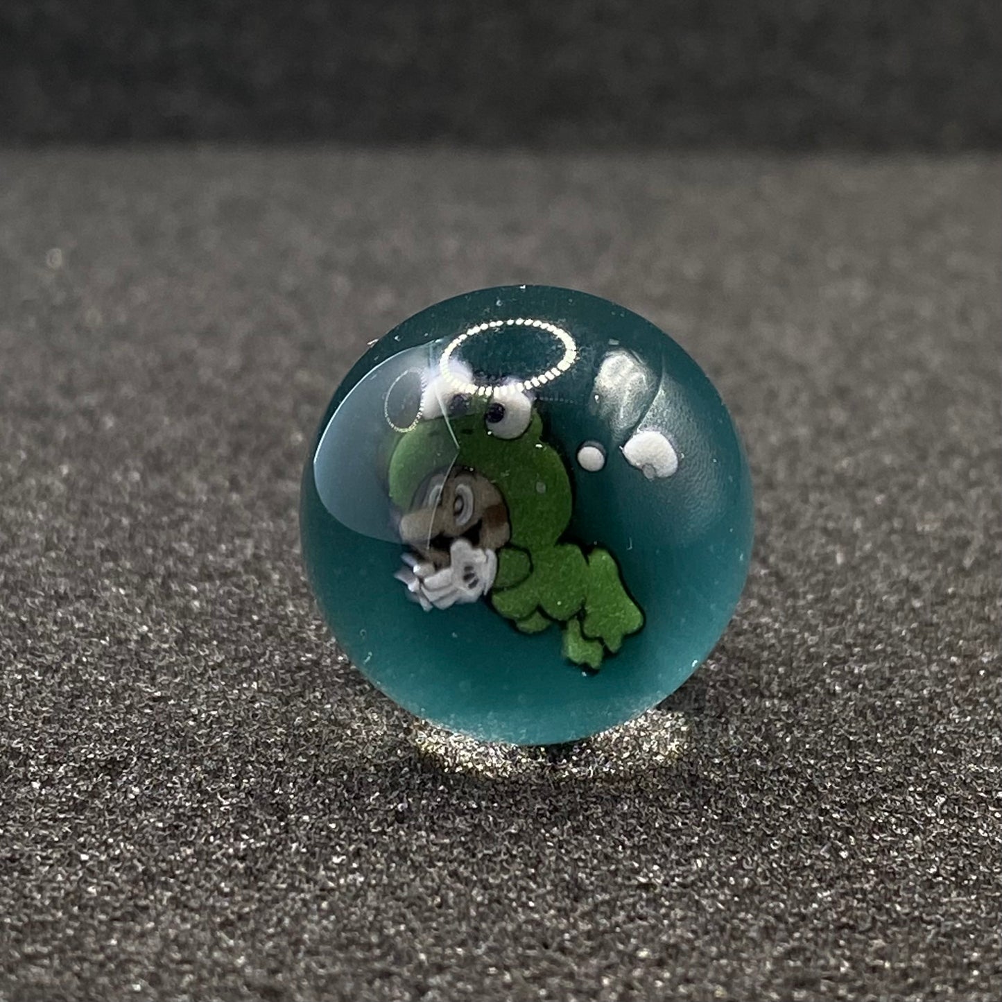 Keys Glass - Frog Mario Marble Top